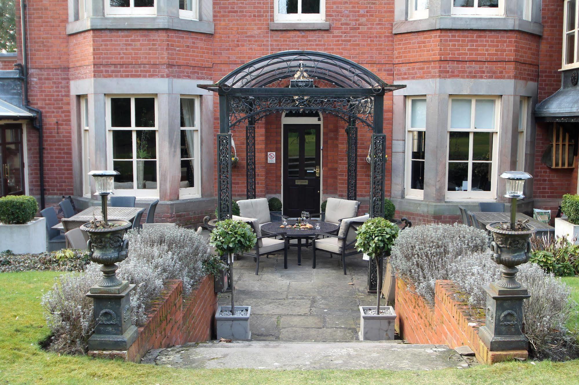 Alexandra Court Hotel Congleton Exteriér fotografie